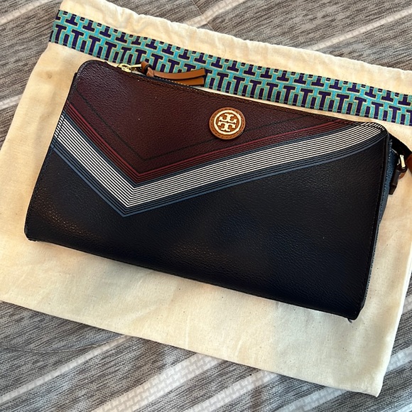 Tory Burch crossbody - Picture 1 of 8